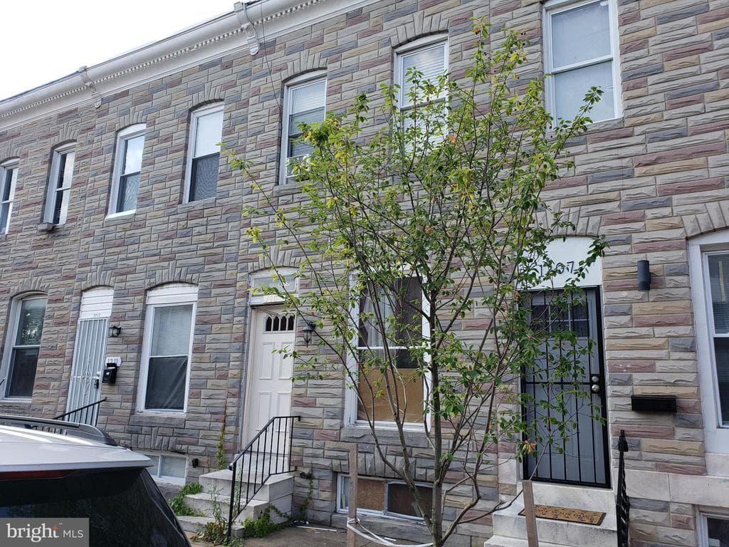 1209 E Federal Street photo 1