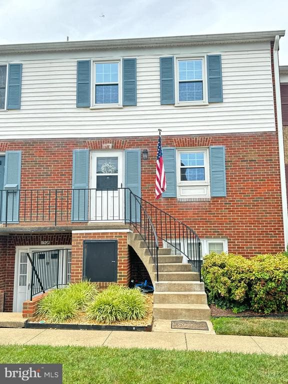 150 Fairfield Drive #150c photo 1
