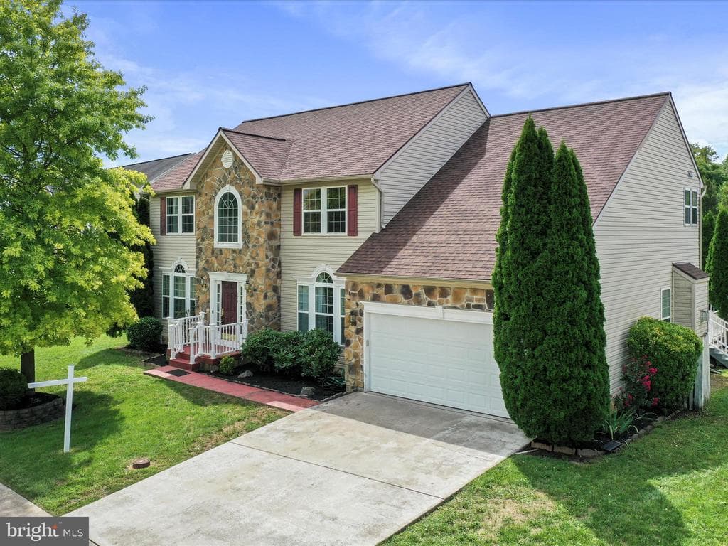 124 Seurat Lane photo 1