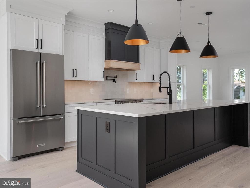 1422 Howard Road photo 1