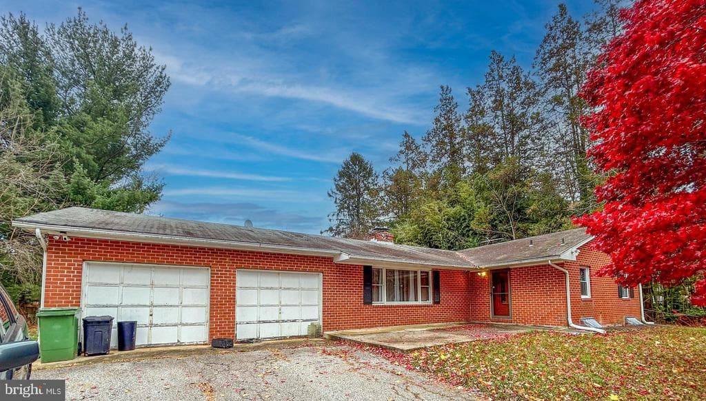 9017 Marcella Avenue photo 1