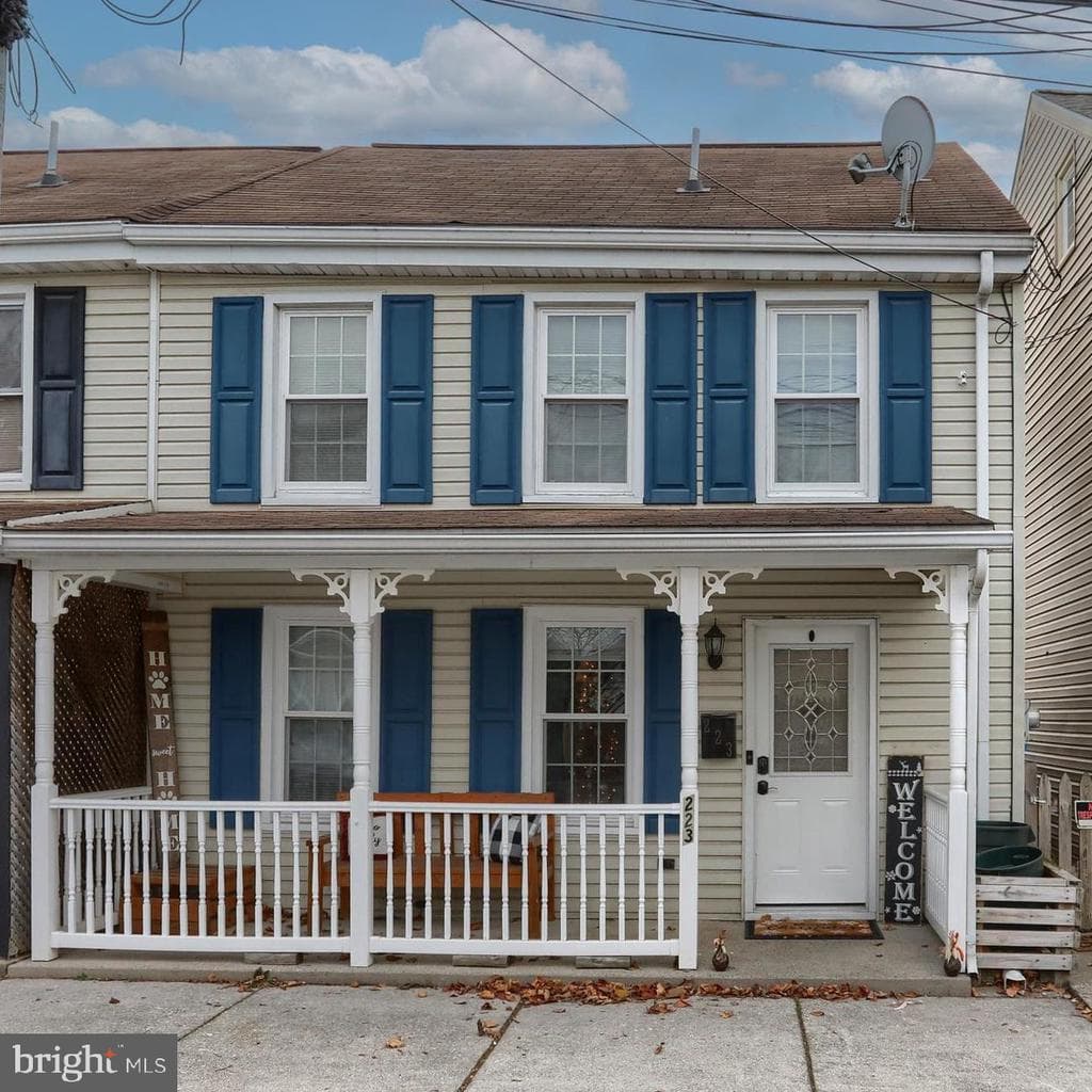 223 S 17th Street photo 1