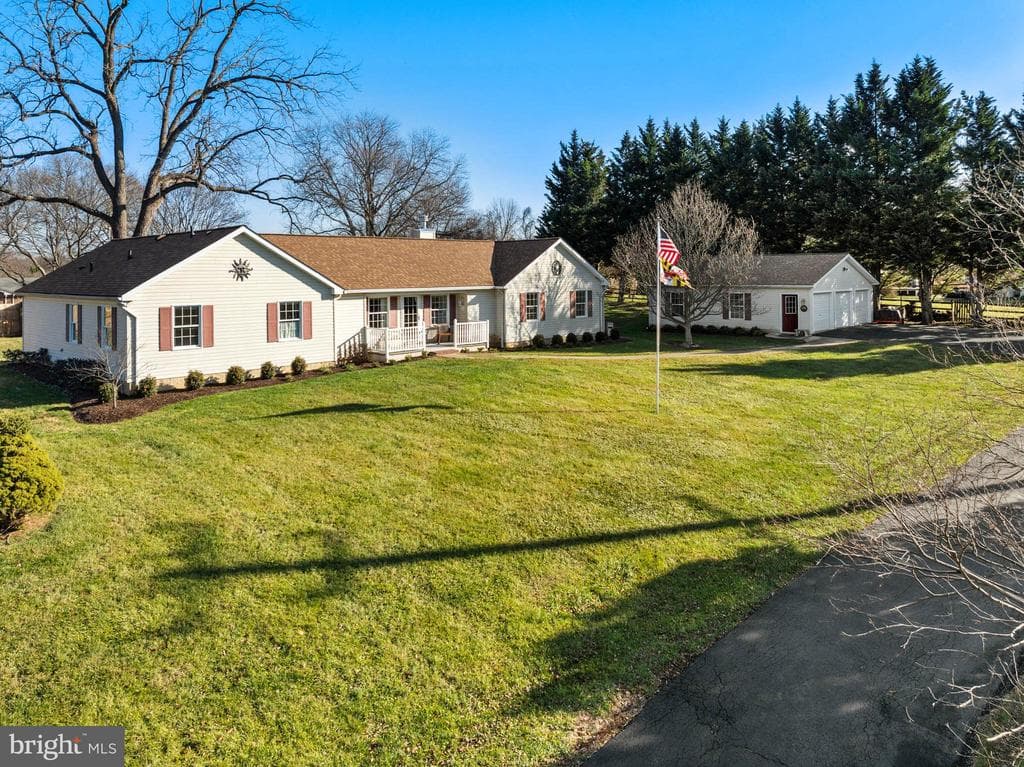 12012 Scaggsville Road photo 1