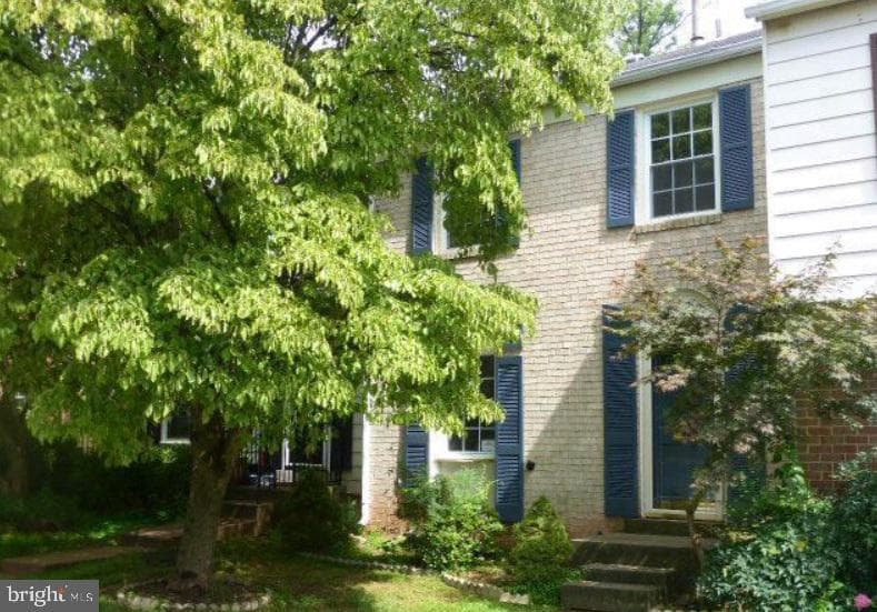 4922 Van Walbeek Place photo 1