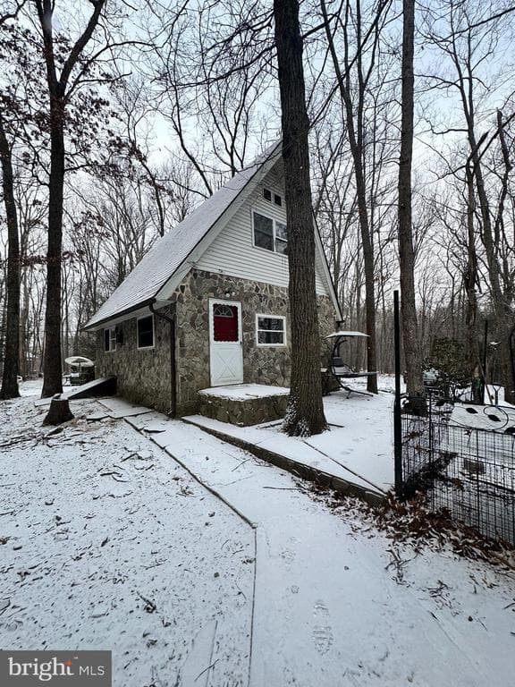 135 Bernadine Road photo 1