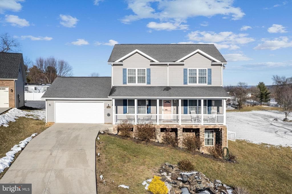 4470 Wiltshire Street photo 1