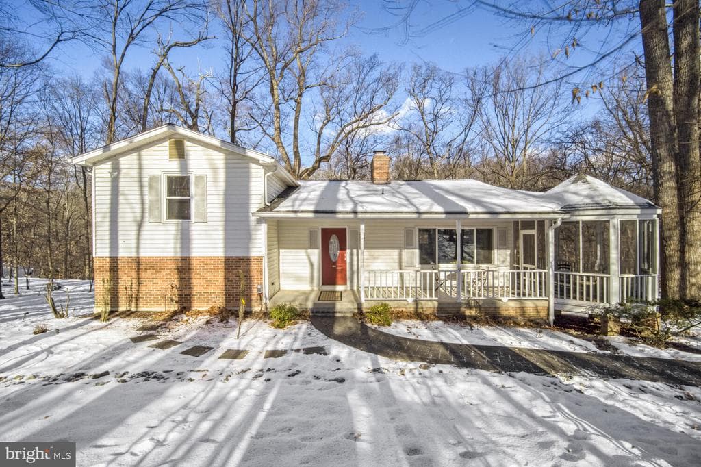 13809 Piscataway Drive photo 1