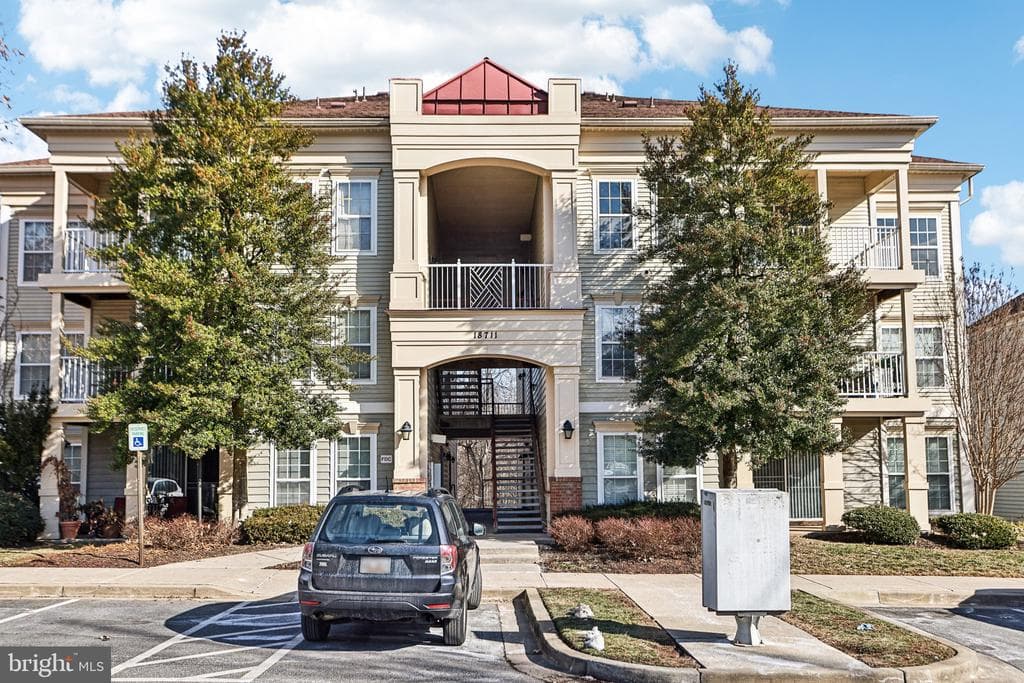 18711 Sparkling Water Drive #10-B photo 1