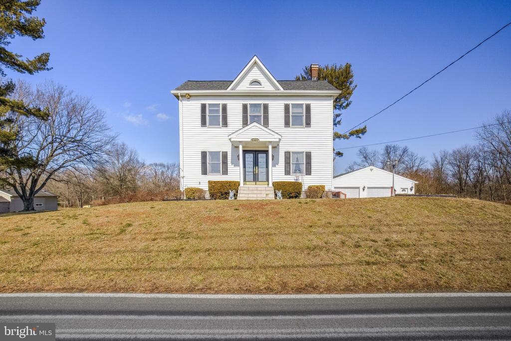 20601 Whites Ferry Road photo 1