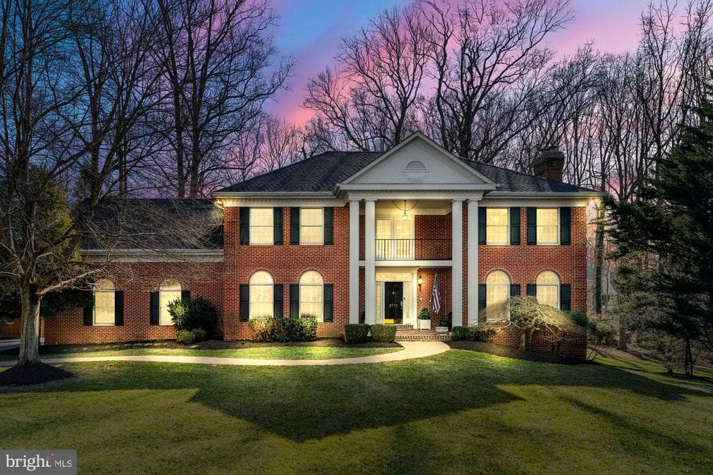 2715 Silkwood Court photo 1