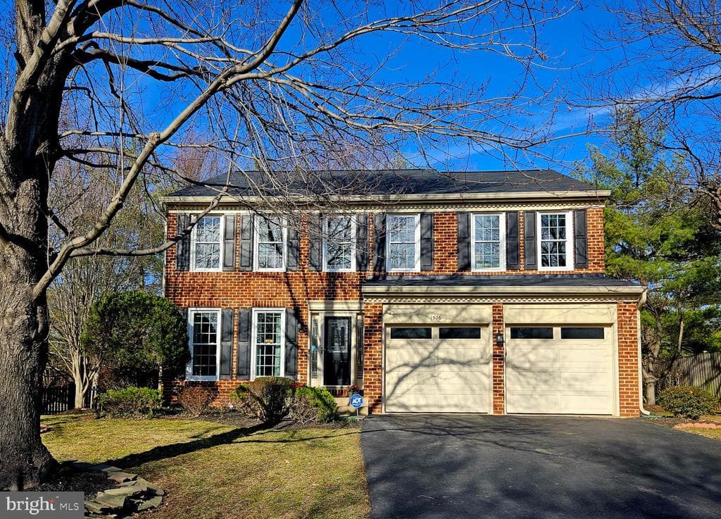 1506 Summerset Place photo 1