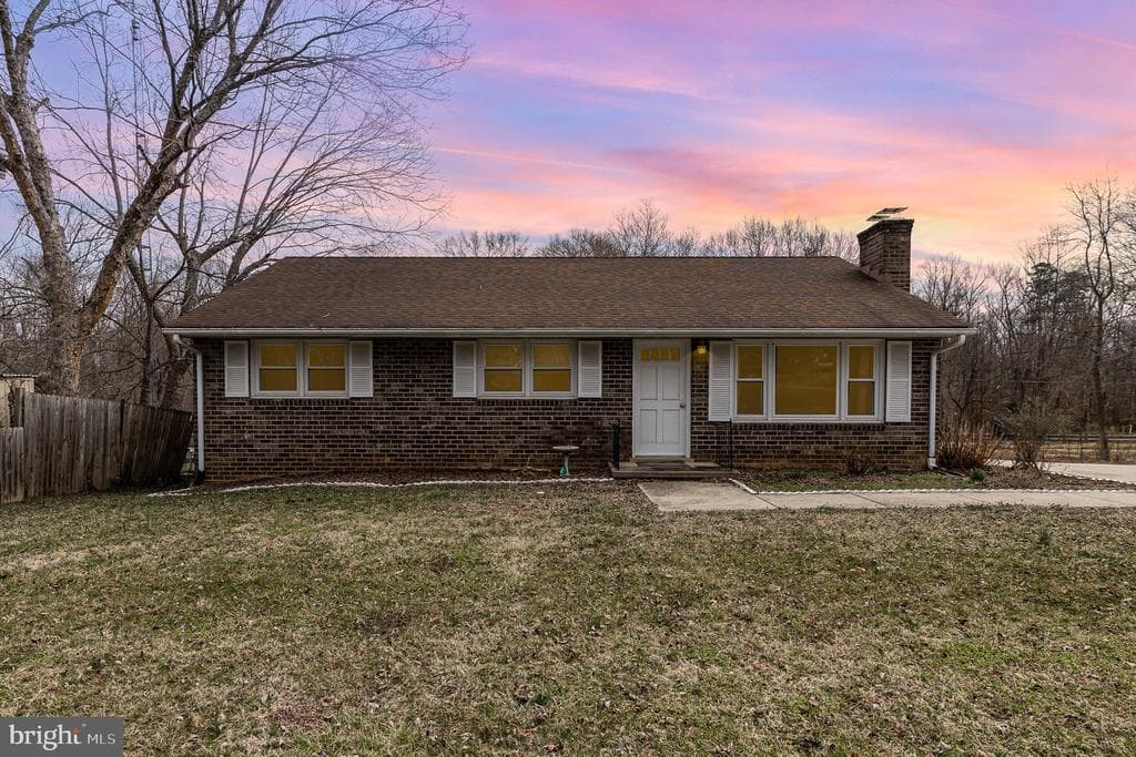 266 Anderson Drive photo 1