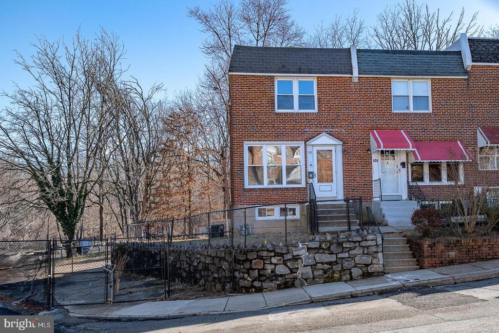 601 Briarcliff Road photo 1