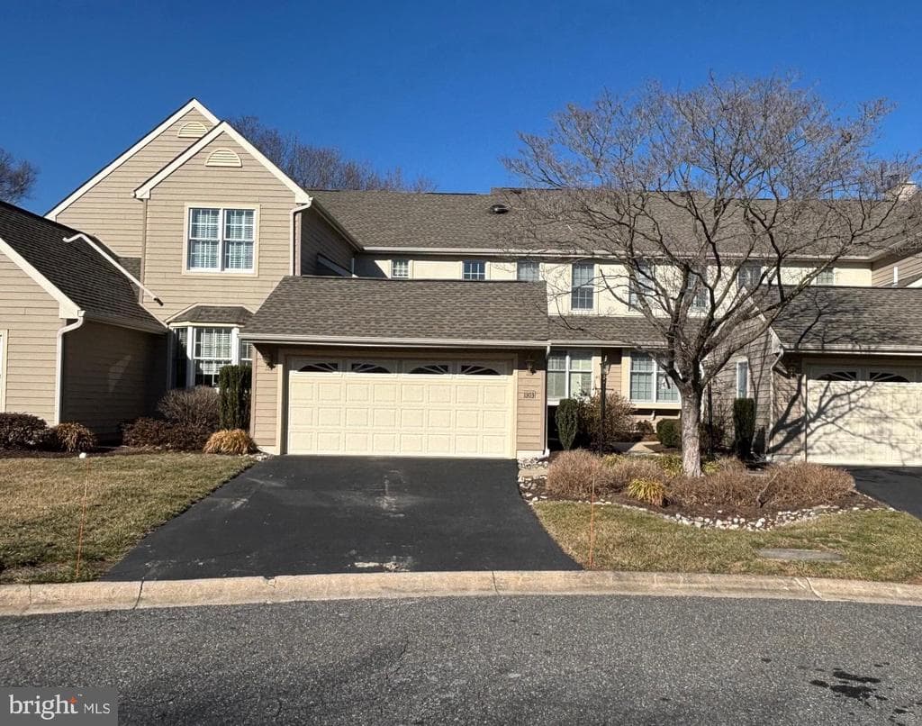 1303 Circle Drive photo 1