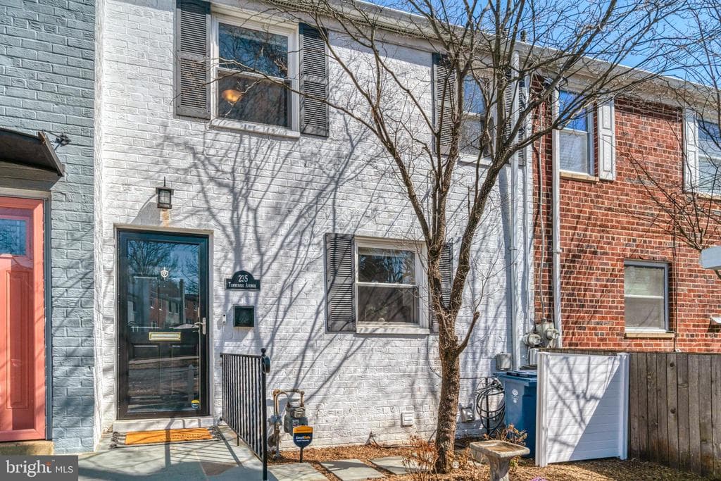 235 Tennessee Avenue photo 1