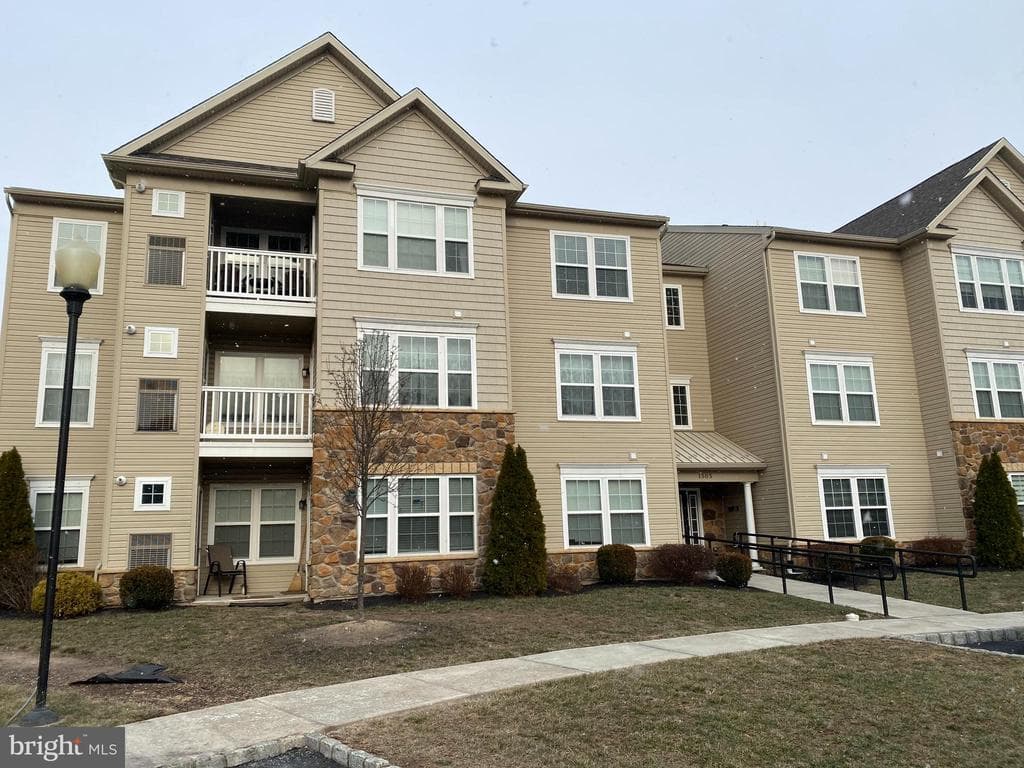 1505 Moore Street #203 photo 1