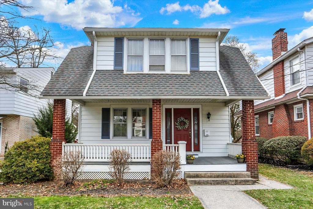 208 S 15th Street photo 1