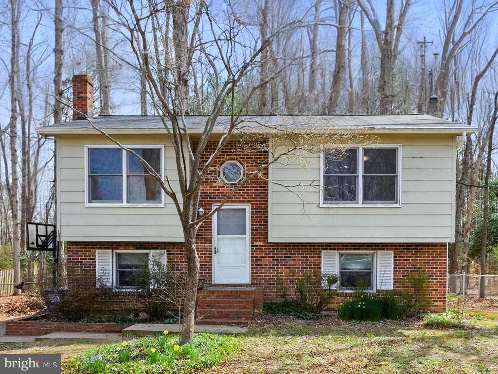 526 Pleasants Drive photo 1
