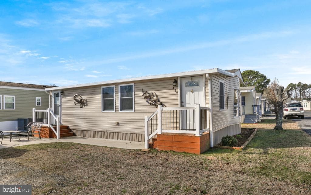 412 Snowbird Court photo 1