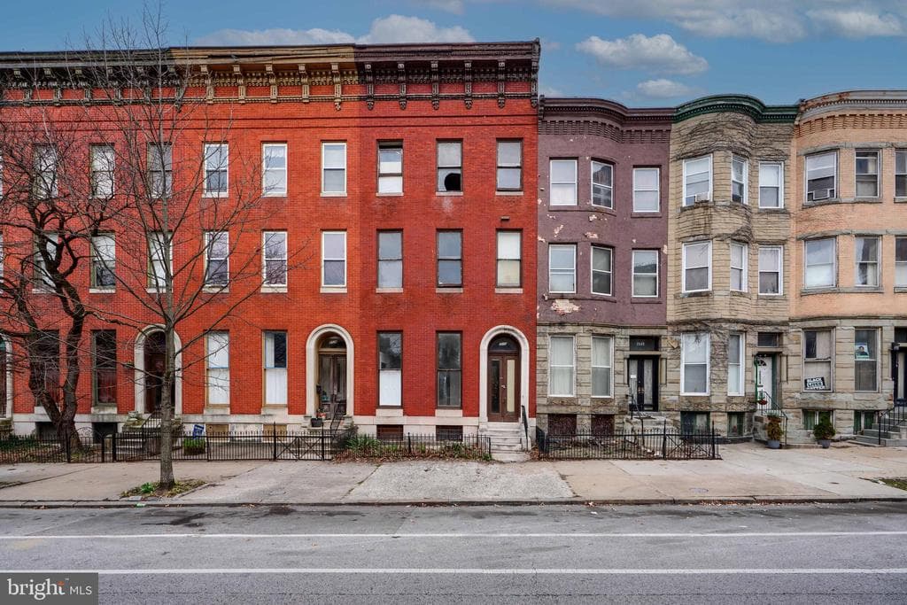 2530 Madison Avenue photo 1