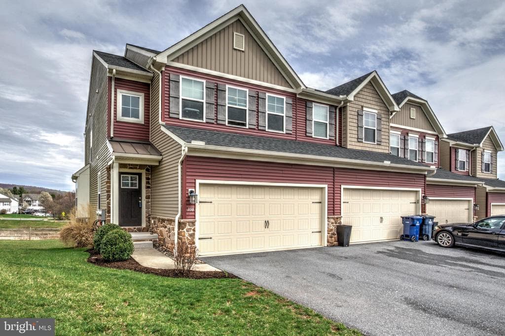 108 Ashwood Lane photo 1