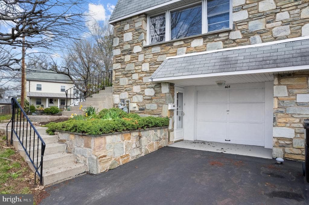 405 Franklin Street photo 1
