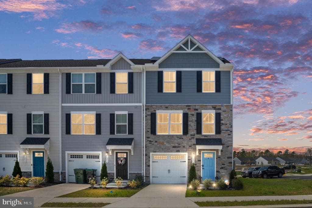 7200 Senate Way photo 1