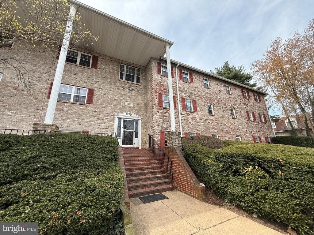 11902 Tarragon Road #j photo 1