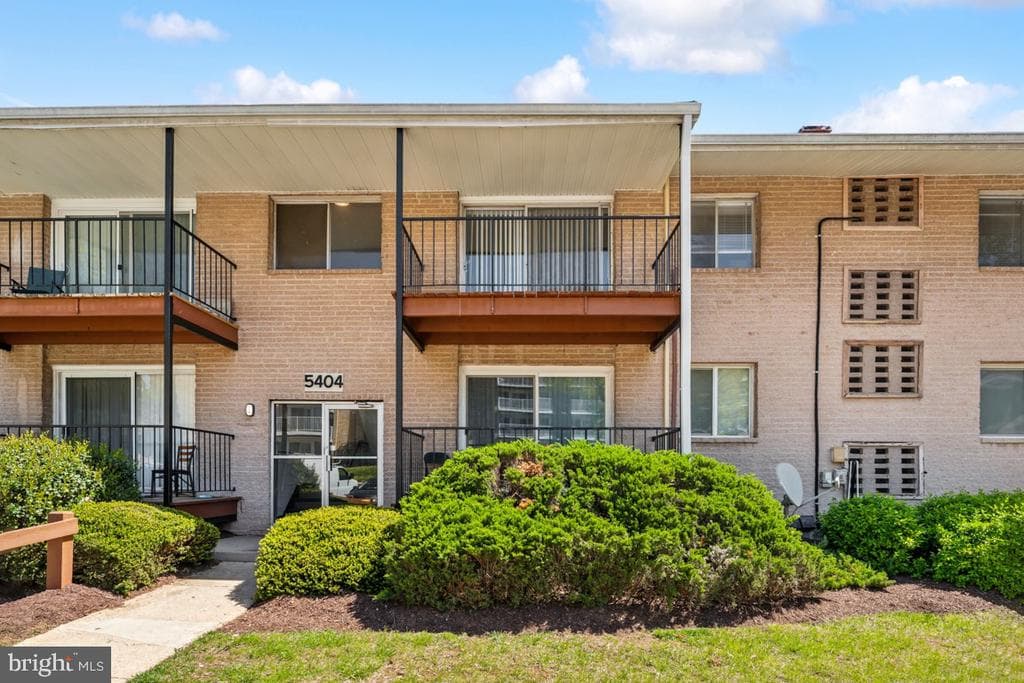 5404 85th Avenue #204 photo 1