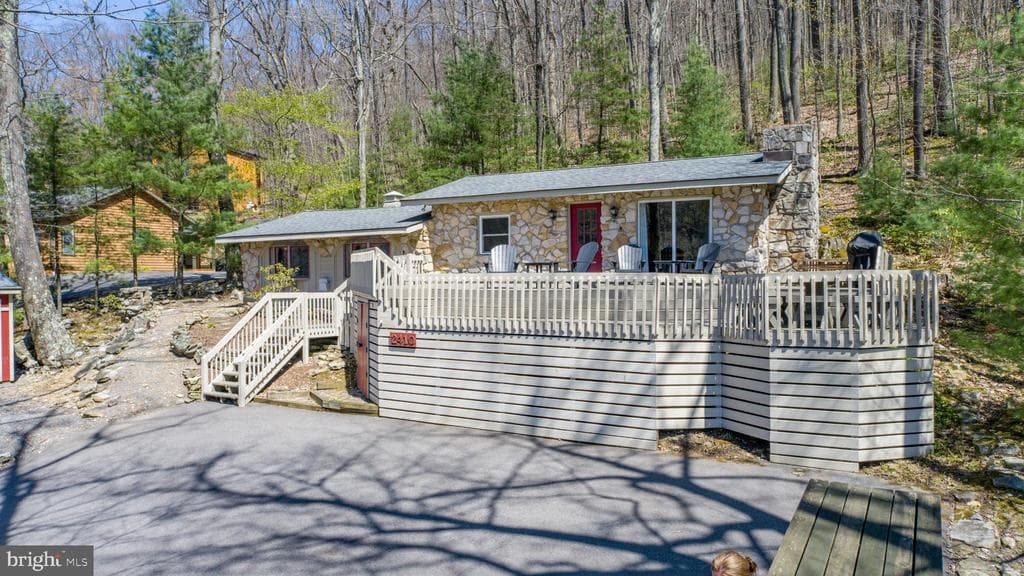 2410 State Park Road photo 1