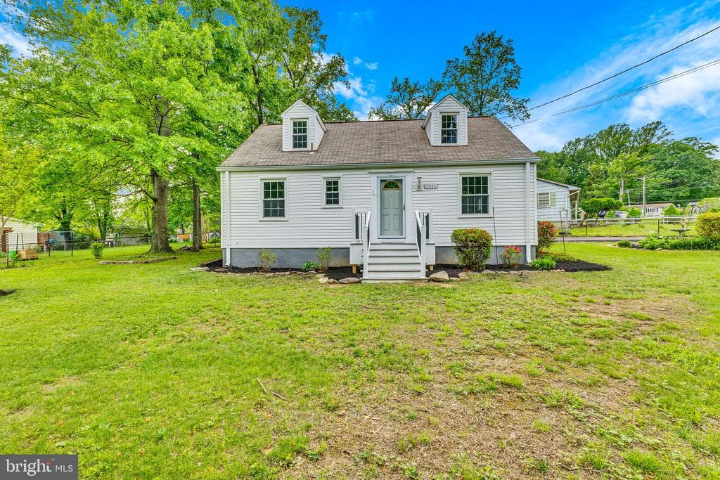 7540 Park Lane photo 1
