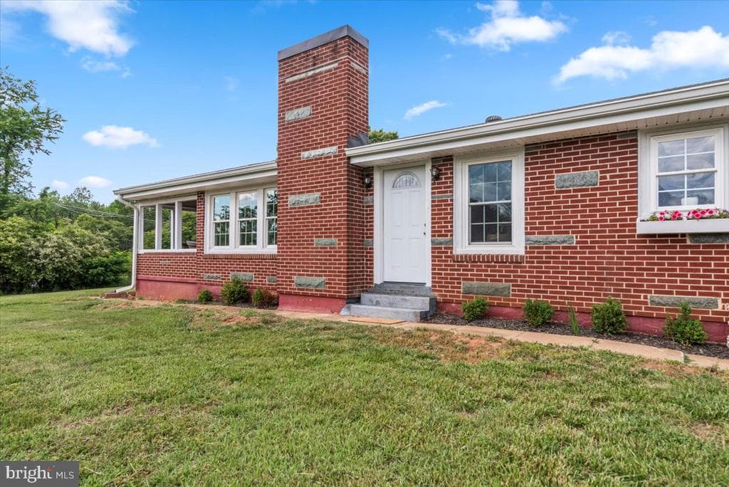3733 Depot Road photo 1