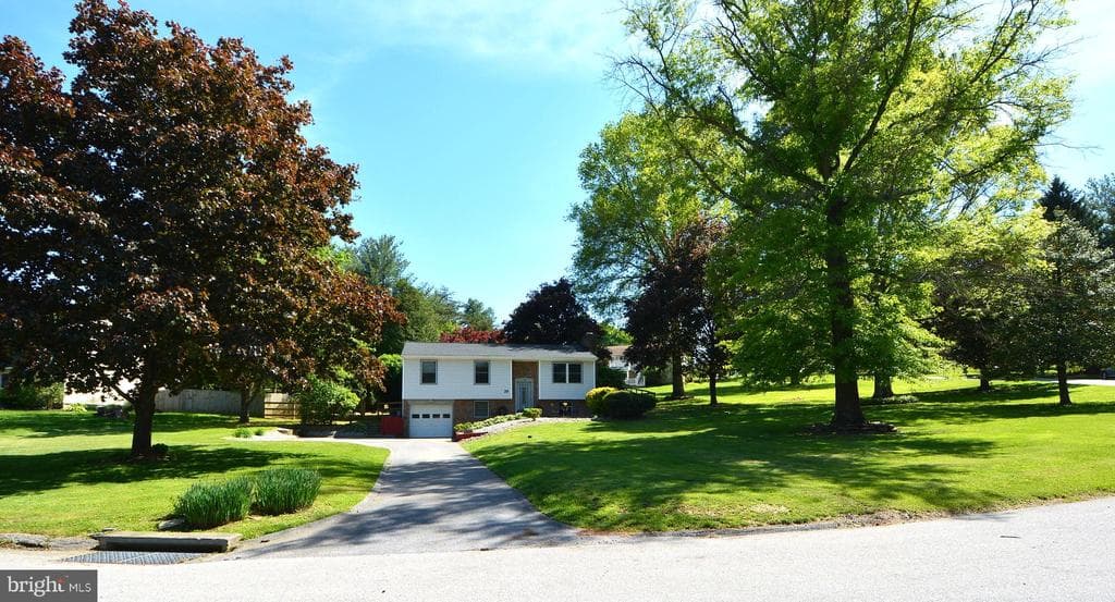 26 Shamrock Circle photo 1