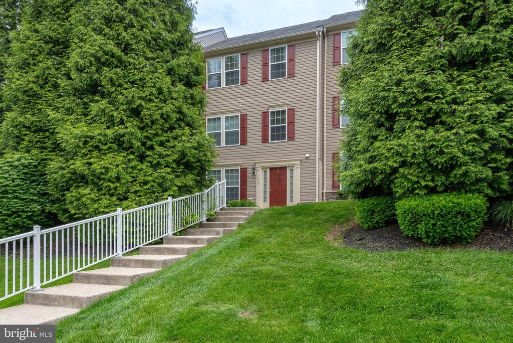 1164 Blue Bird Lane #23 photo 1
