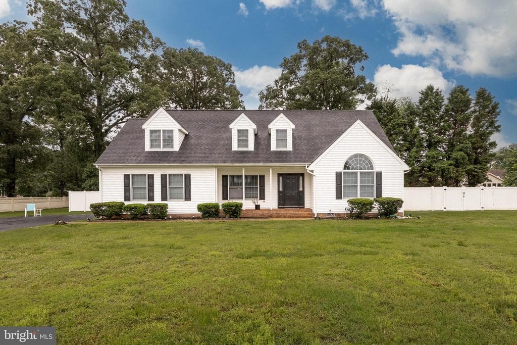 30085 Haymarket Court photo 1