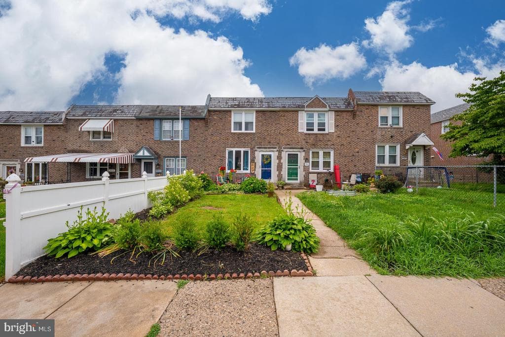 944 Fairfax Road photo 1