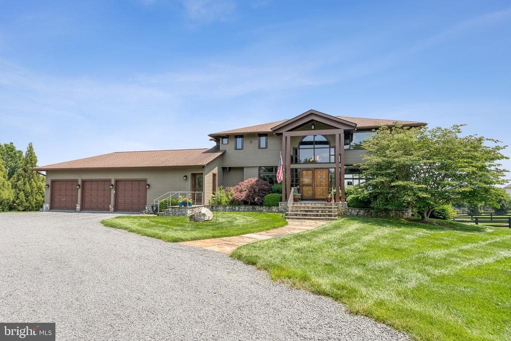 15724 Trapshire Court photo 1