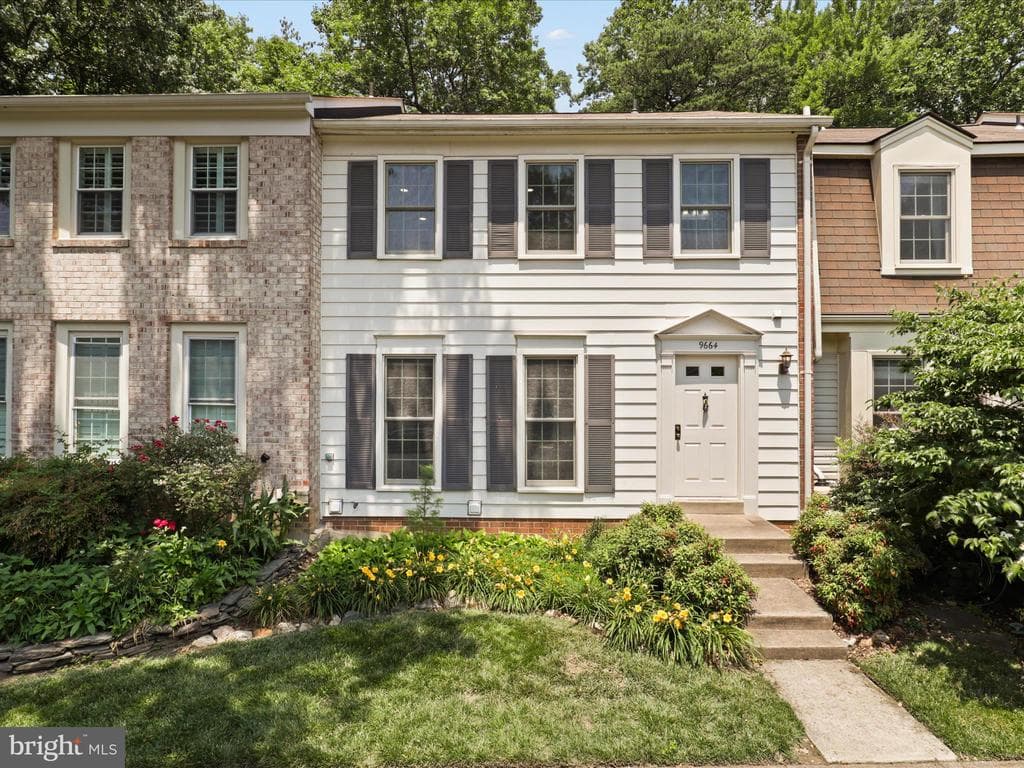 9664 Masterworks Drive photo 1