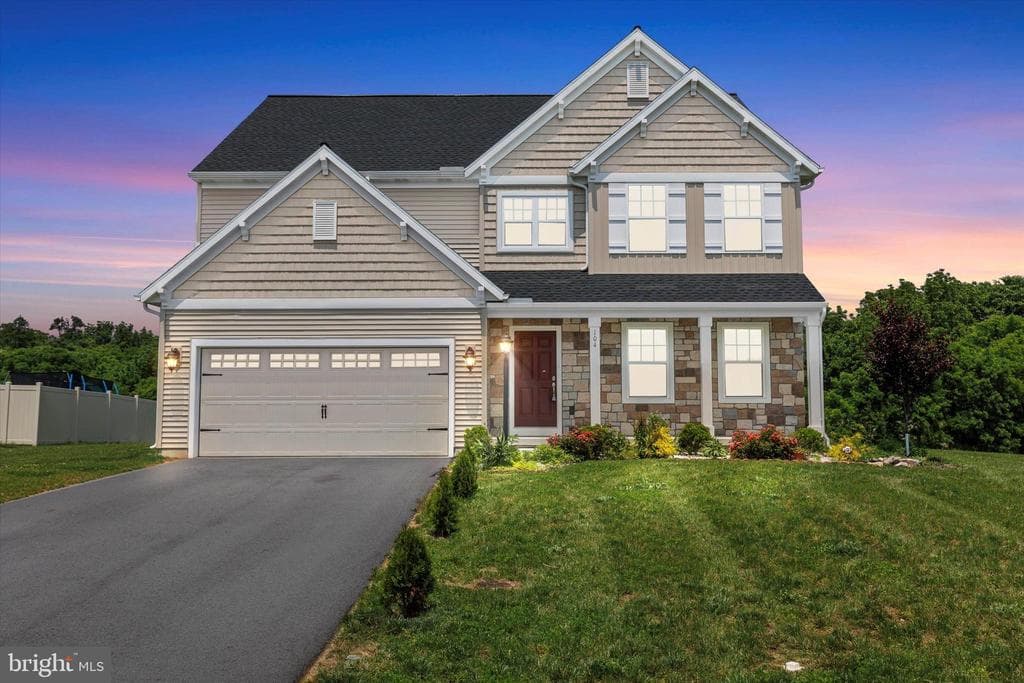 104 Berkshire Drive photo 1