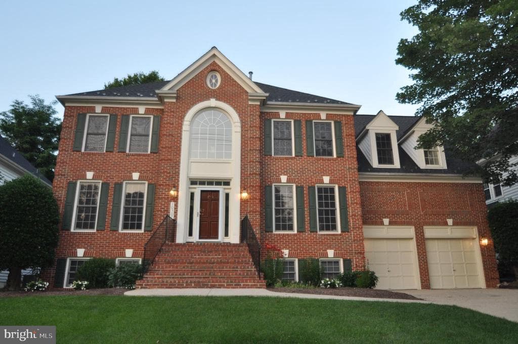 10307 Fleming Avenue photo 1