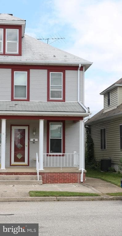 85 South Street photo 1