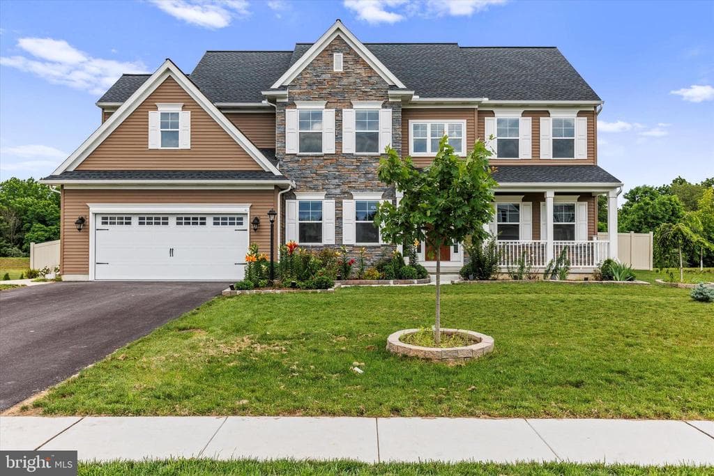 106 Berkshire Drive photo 1
