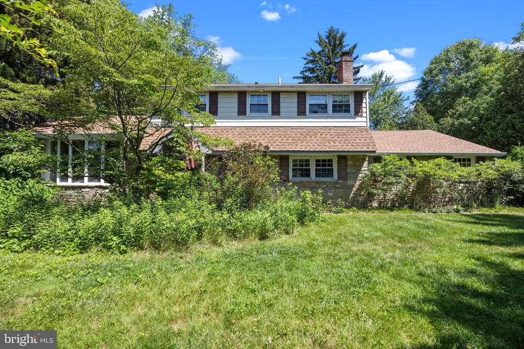 28 Edgewood Road photo 1
