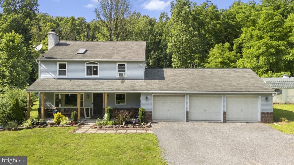 449 Westley Road photo 1