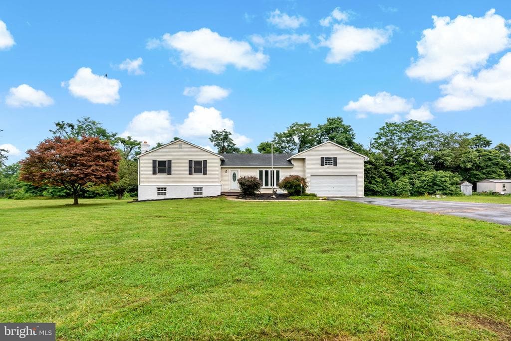 22 Shumack Court photo 1