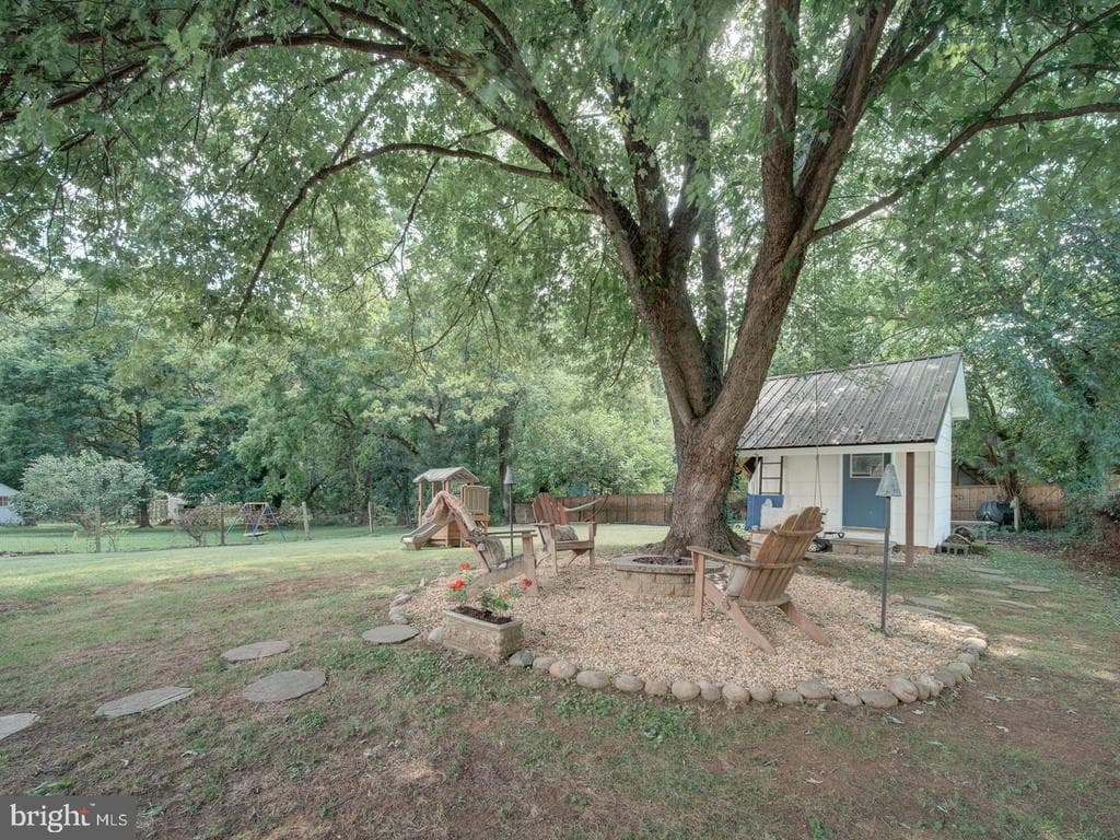 16983 Simpson Circle photo 1