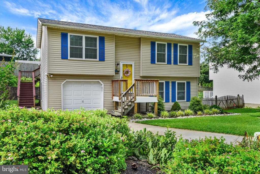 1145 Caton Road photo 1