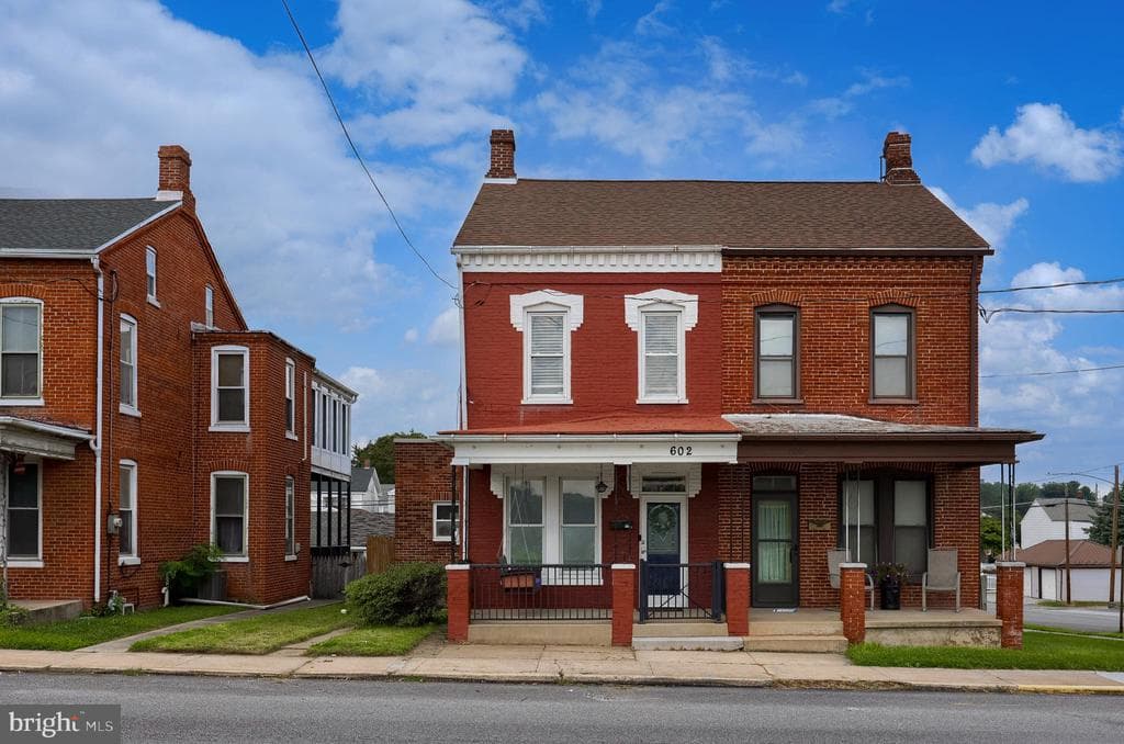 602 Hellam Street photo 1