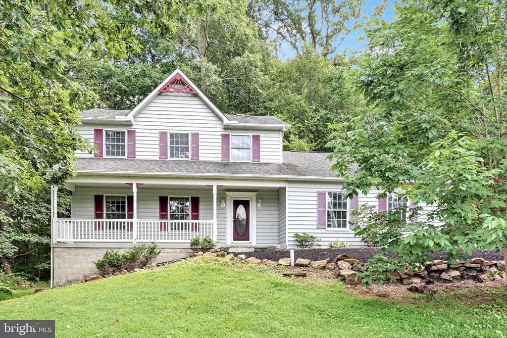 121 Lovell Lane photo 1