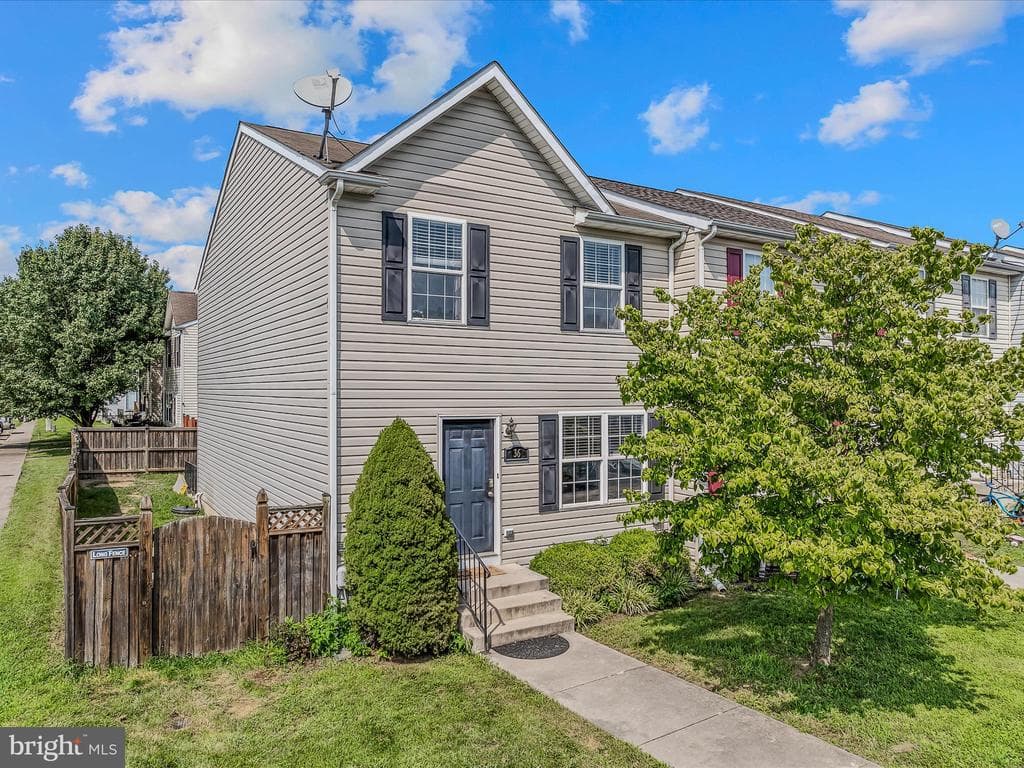 36 Sanford Drive photo 1